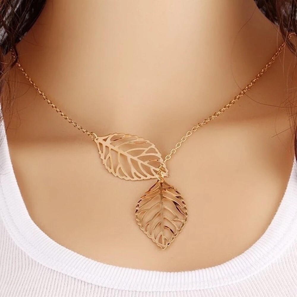 ⚜️𝟯𝟬%𝗢𝗙𝗙 𝗯𝘂𝗻𝗱𝗹𝗲𝘀 𝟯+⚜️ NEW 2 Large Leaves Dangly Necklace - Picture 11 of 16